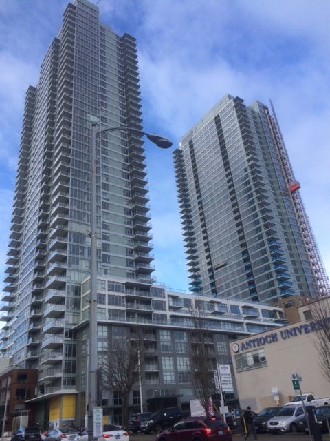 metal-roofing-installed-highrise